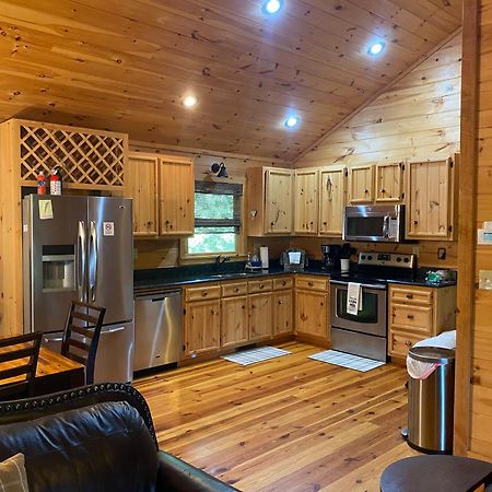 The Cozy Lazy Laurel With Year-Round Mountain Views, Hot Tub, Fire Pit Vila Cherry Log Exterior foto