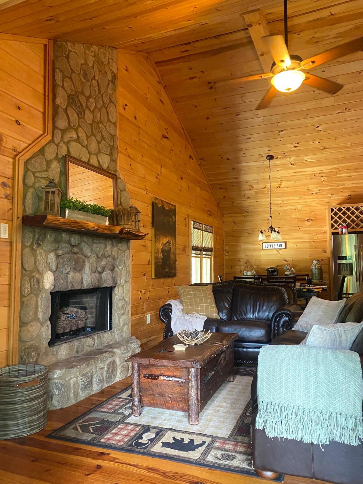 The Cozy Lazy Laurel With Year-Round Mountain Views, Hot Tub, Fire Pit Vila Cherry Log Exterior foto