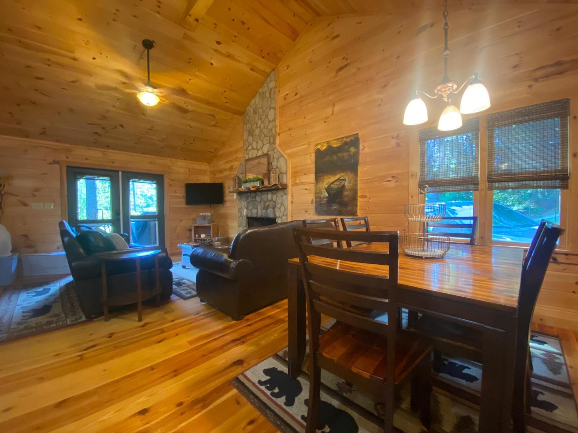 The Cozy Lazy Laurel With Year-Round Mountain Views, Hot Tub, Fire Pit Vila Cherry Log Exterior foto