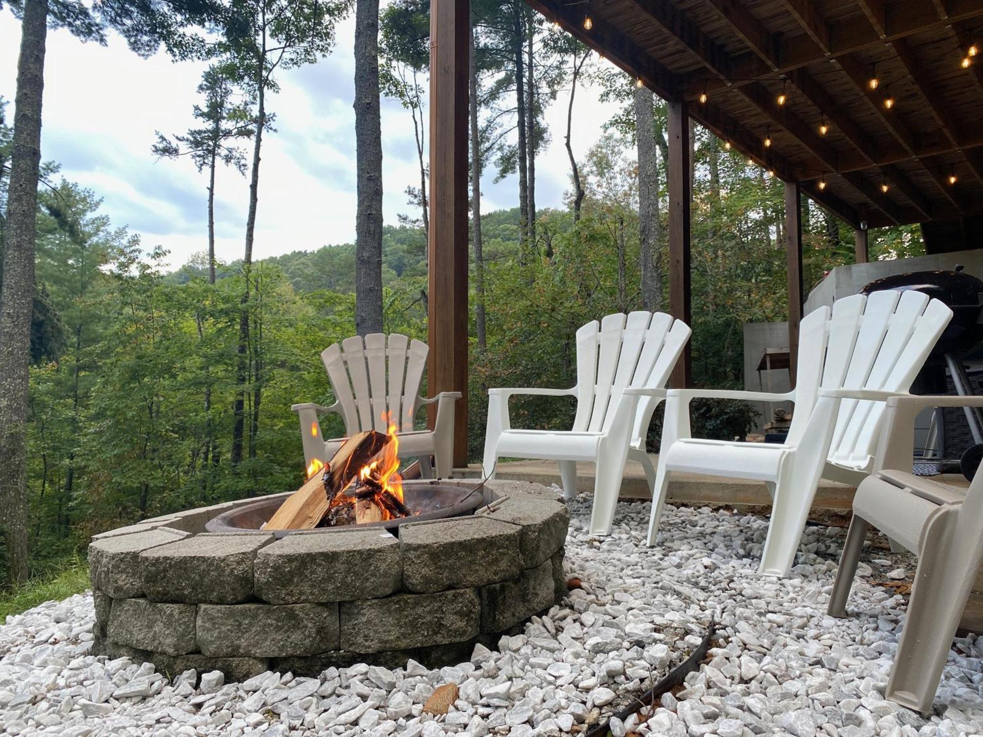The Cozy Lazy Laurel With Year-Round Mountain Views, Hot Tub, Fire Pit Vila Cherry Log Exterior foto